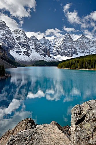 Moraine Lake In Fall
